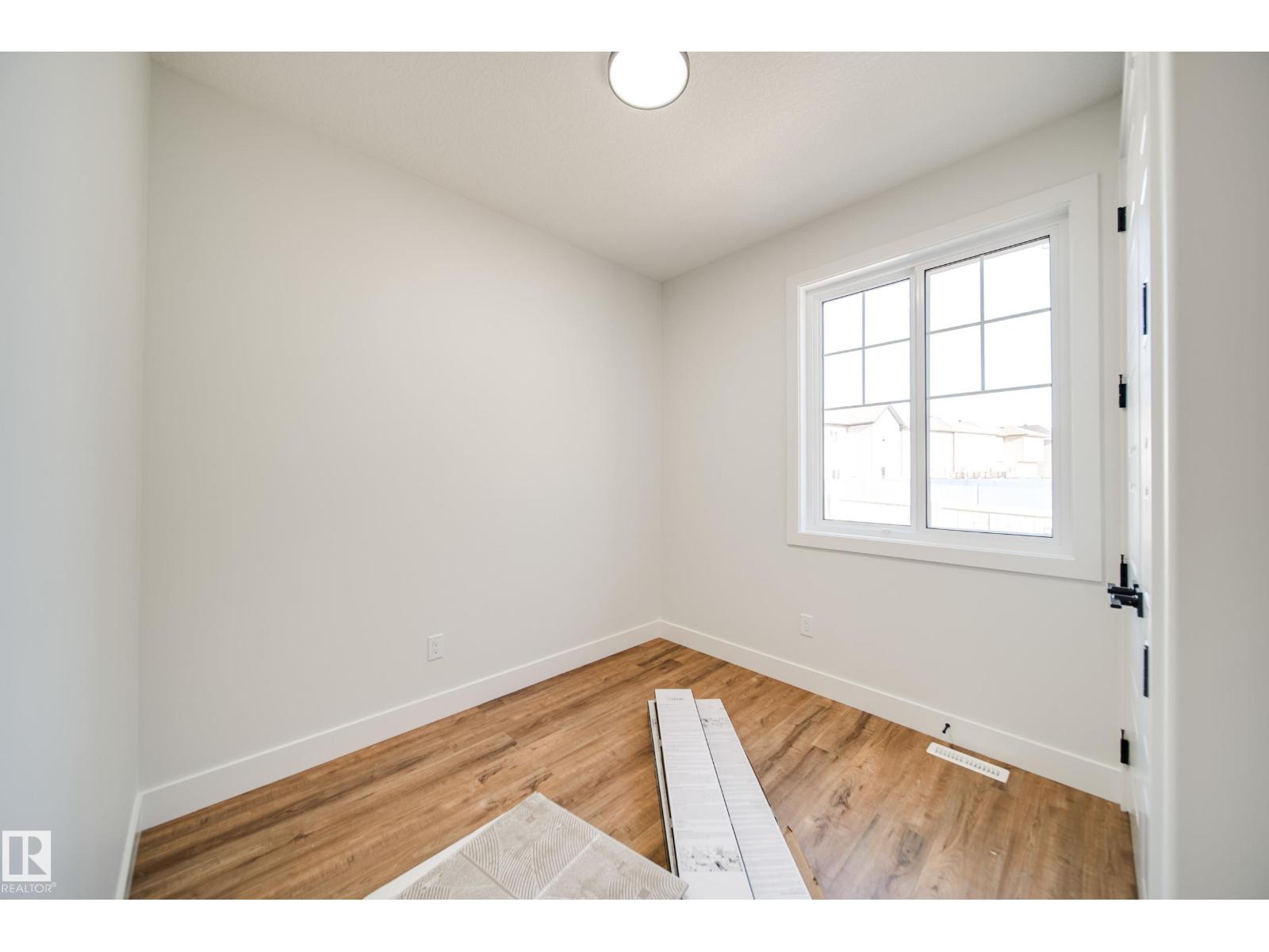 7156 177 AV NW - 18