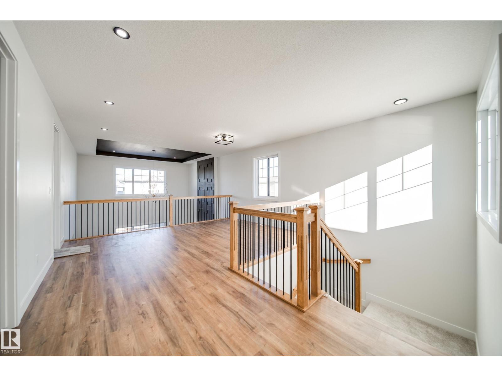 7156 177 AV NW - 19
