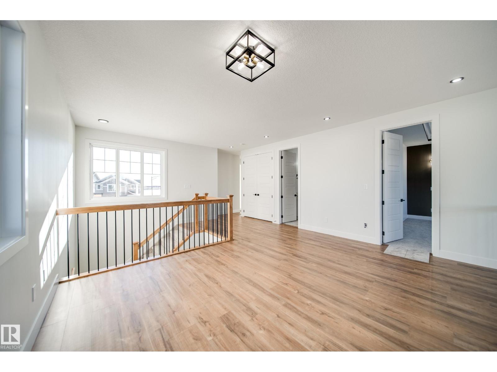7156 177 AV NW - 21