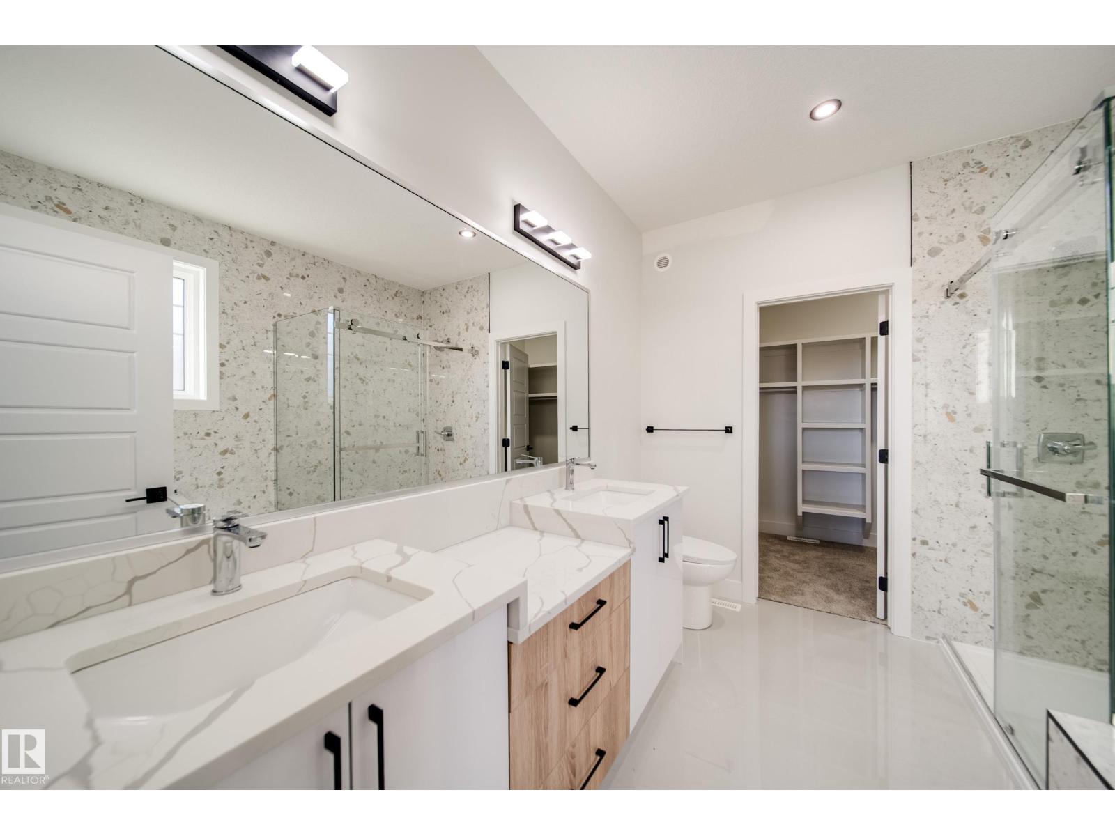 7156 177 AV NW - 24