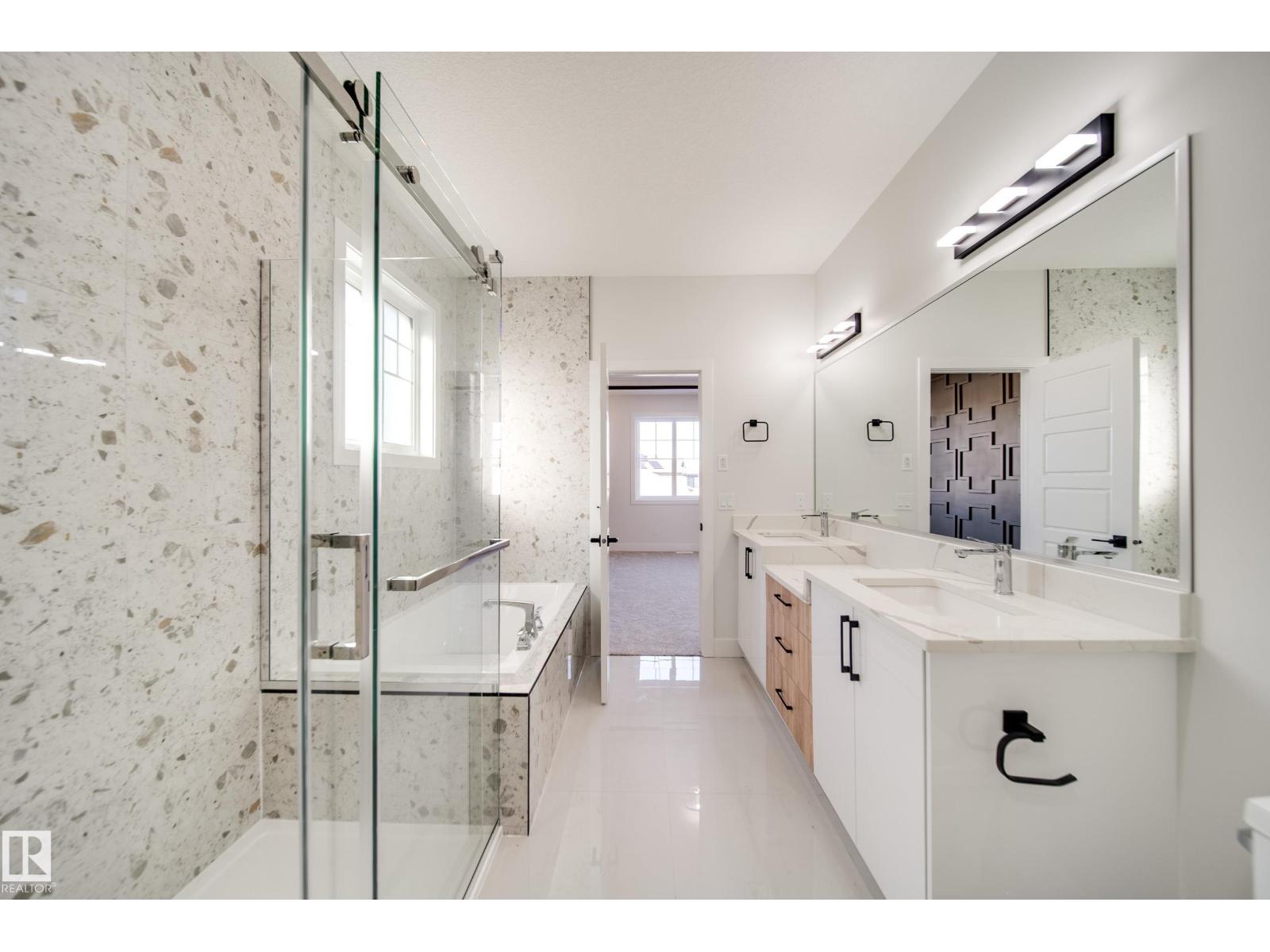 7156 177 AV NW - 25
