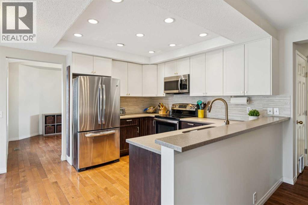 Single Family House for Sale in  Woodmark Crescent SW Woodbine Calgary 