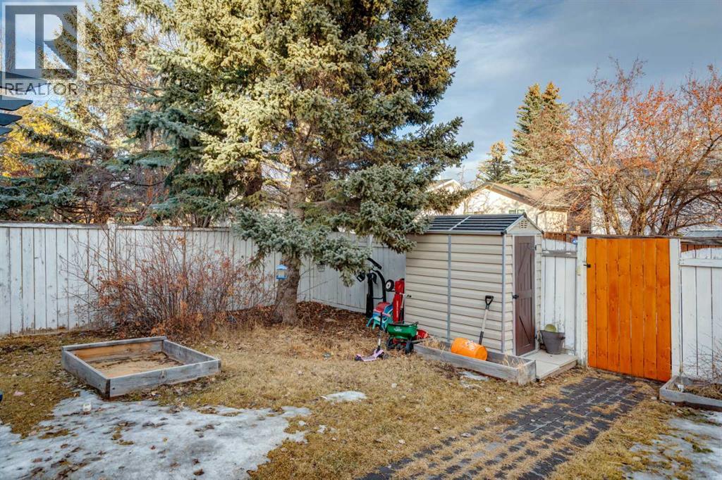 Single Family House for Sale in  Woodmark Crescent SW Woodbine Calgary 