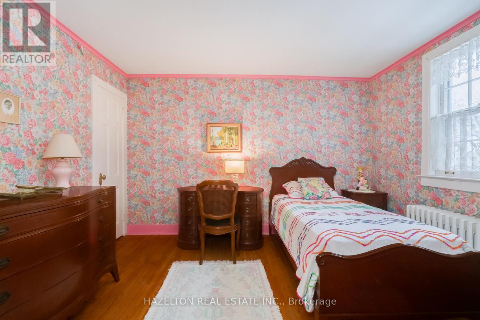 50 BUCKINGHAM AVENUE - 20