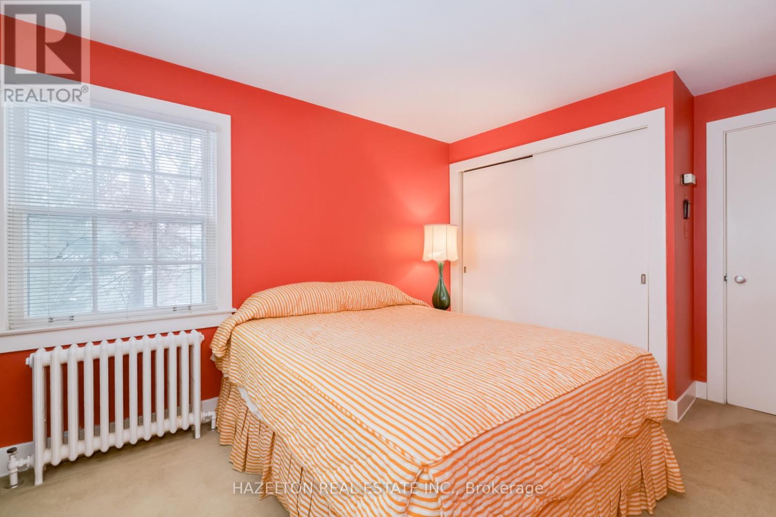 50 BUCKINGHAM AVENUE - 26