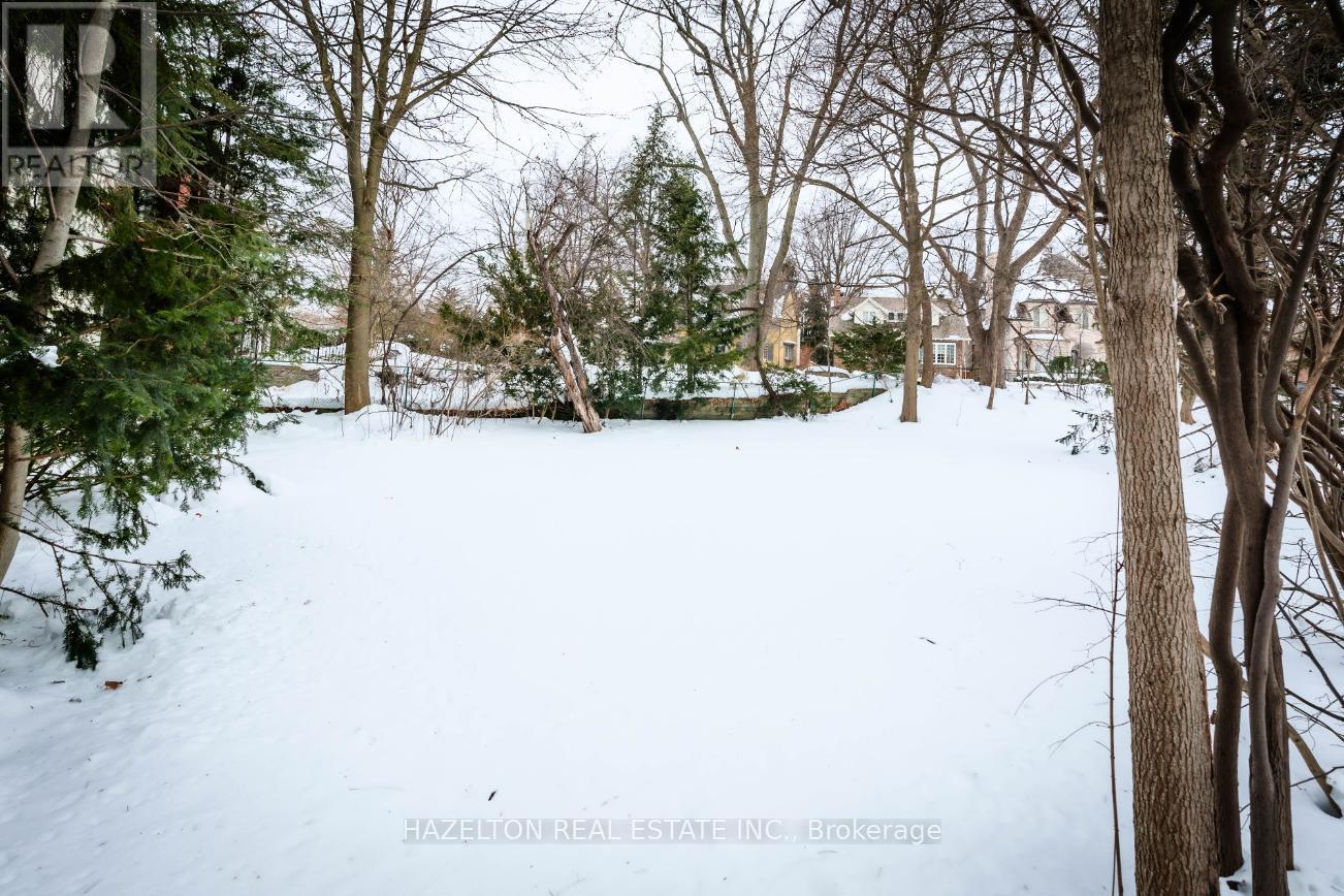 50 BUCKINGHAM AVENUE - 42