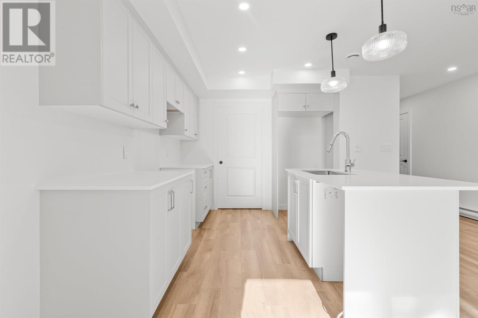 Property 7 of 39 of SMD-5A 42 Simona Drive