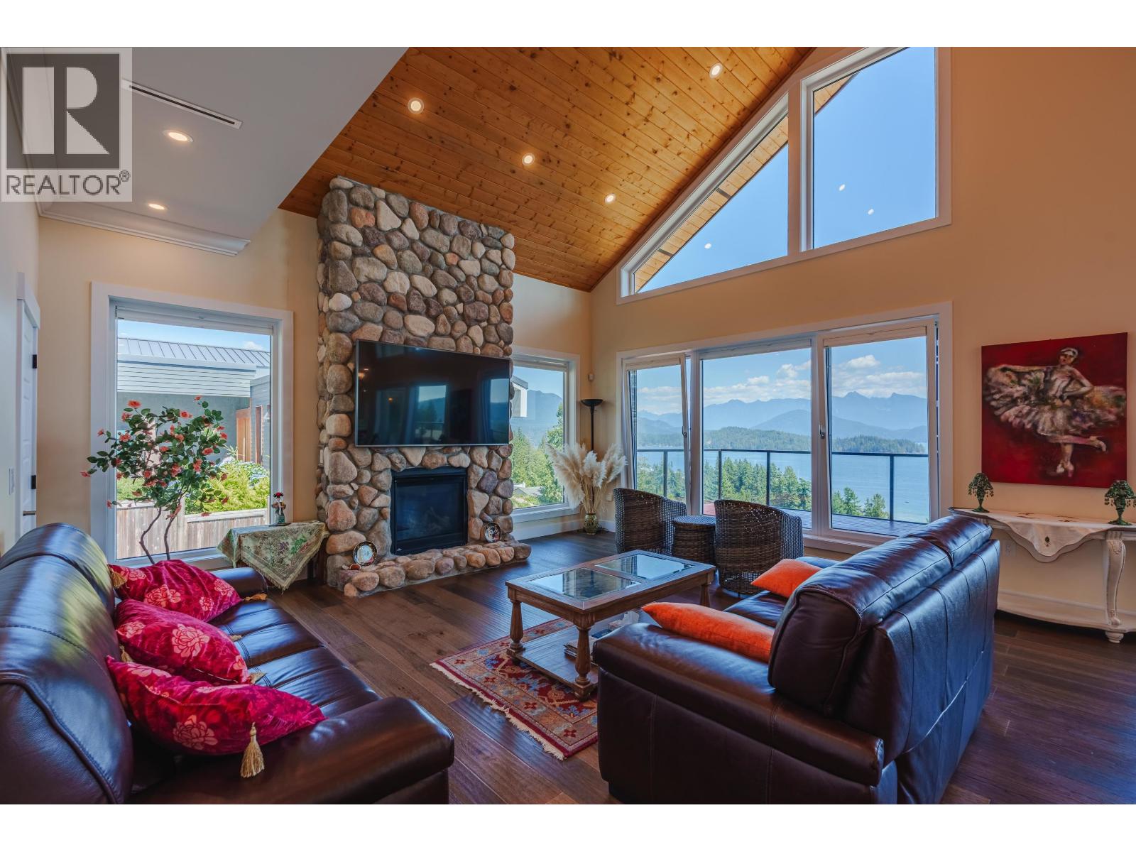 1246 ST ANDREWS ROAD, Gibsons