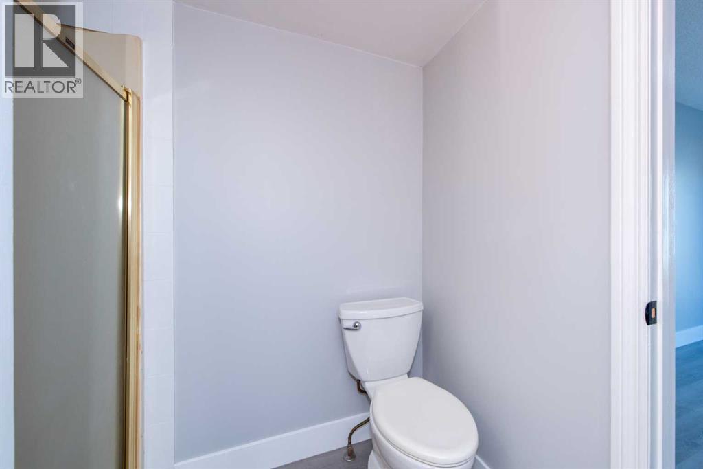 Single Family House 4 Level for Sale in  Martingrove Court NE Martindale Calgary 