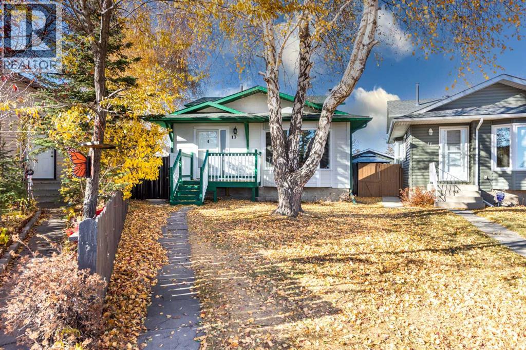 Single Family House 4 Level for Sale in  Martingrove Court NE Martindale Calgary 