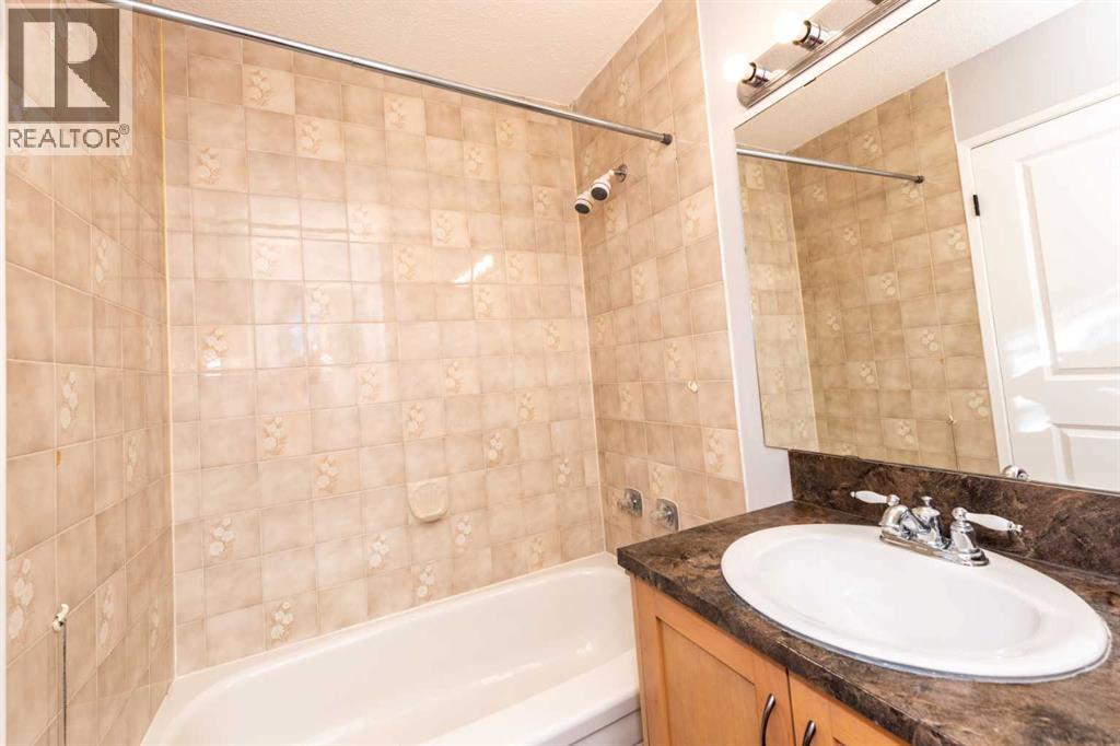 Single Family House 4 Level for Sale in  Martingrove Court NE Martindale Calgary 