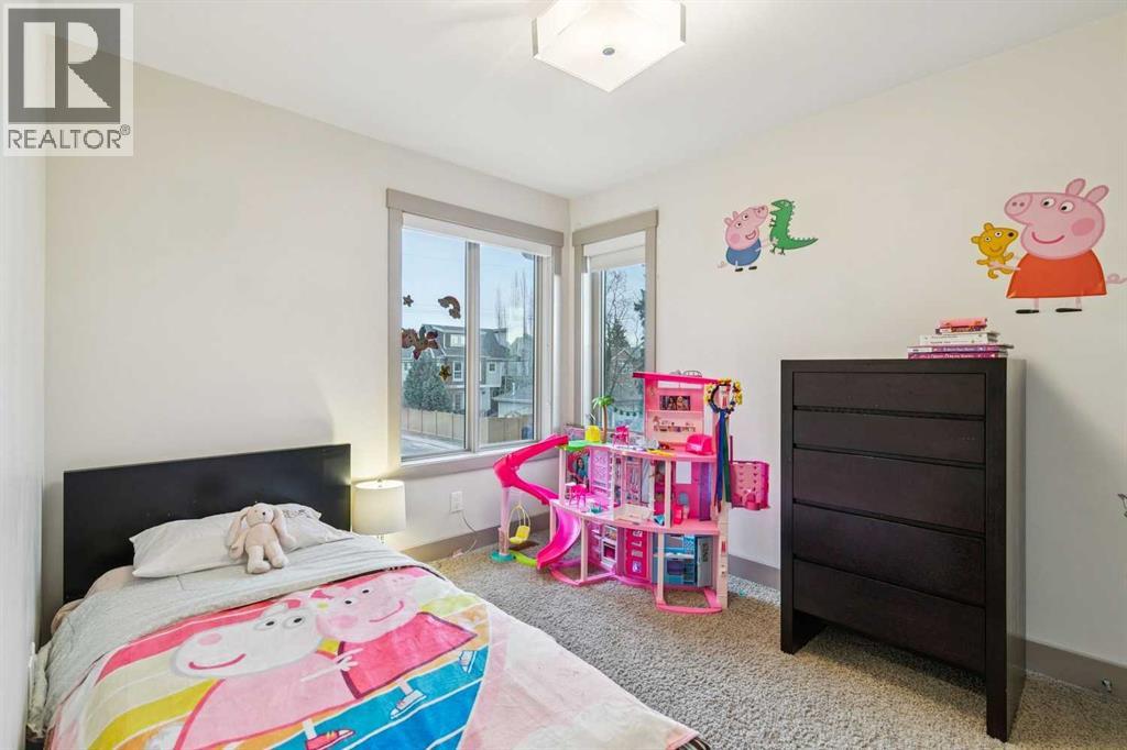 Single Family House for Sale in   Street SW Altadore Calgary 