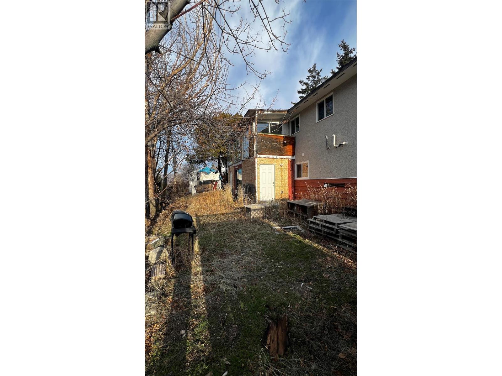 1225 HIGHRIDGE Drive - 14
