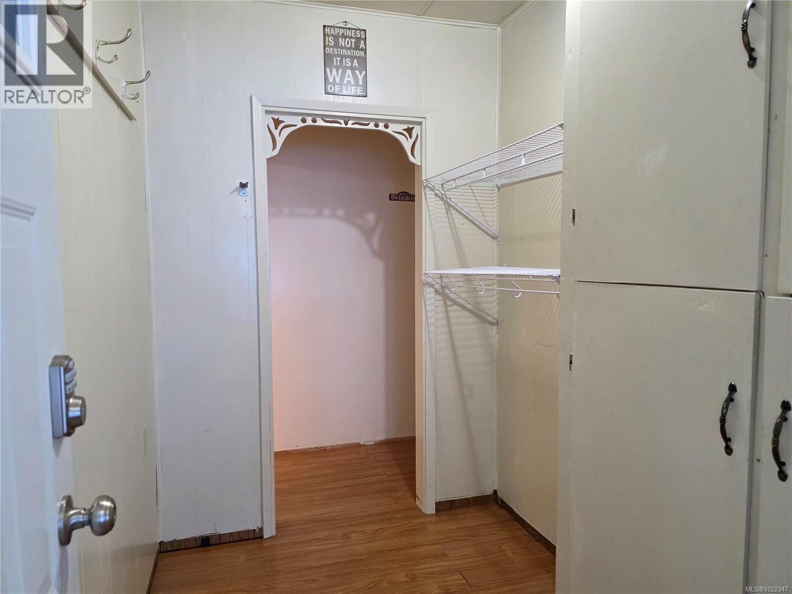 2114 MCKENZIE AVE - 13