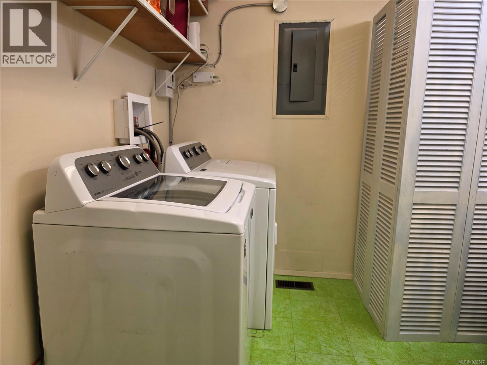 2114 MCKENZIE AVE - 15