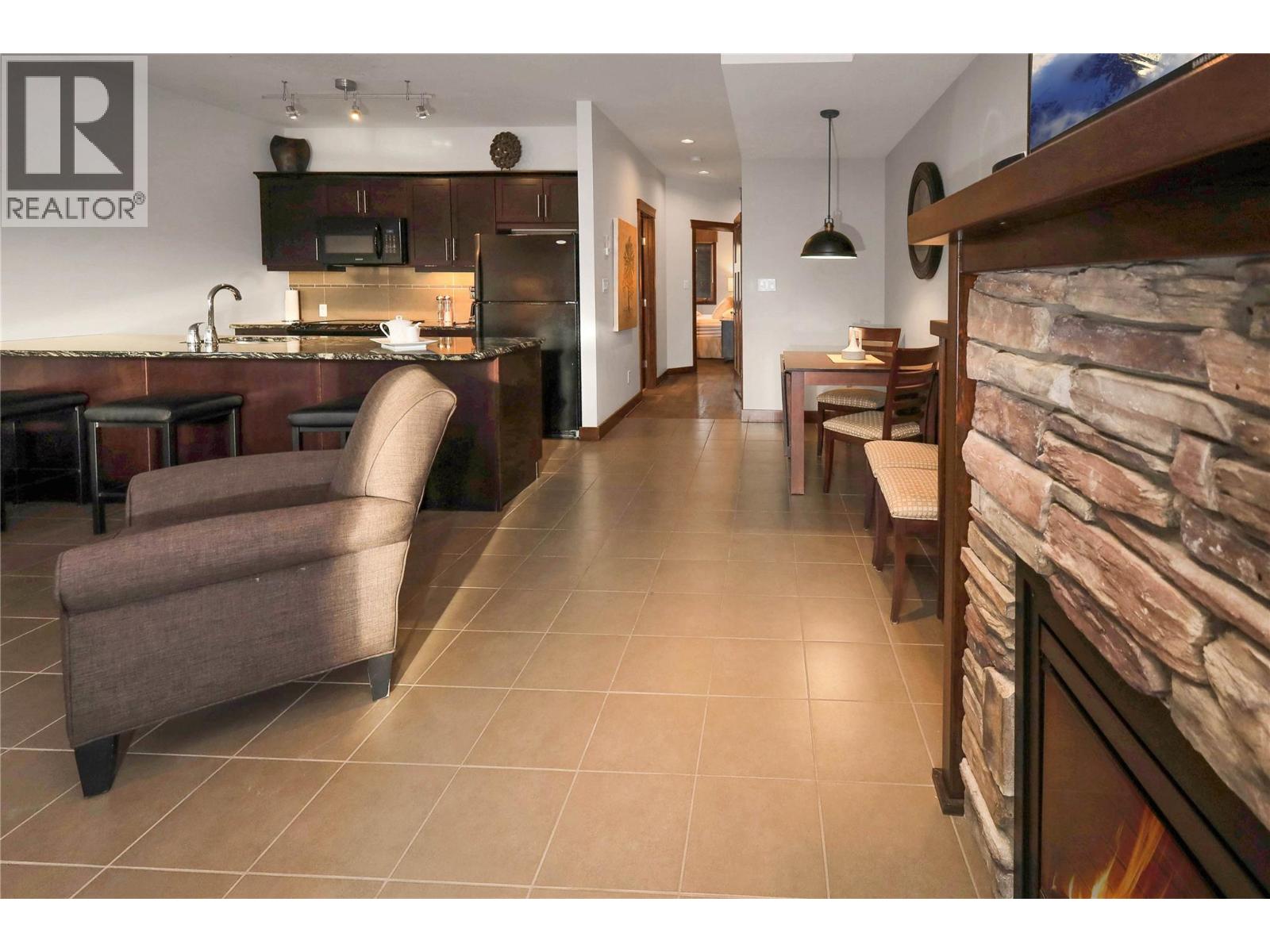 700 BIGHORN Boulevard Unit# 715 F, Radium Hot Springs