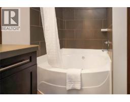 700 Bighorn Boulevard Unit# 715 F, Radium Hot Springs, BC V0A1M0 Photo 27