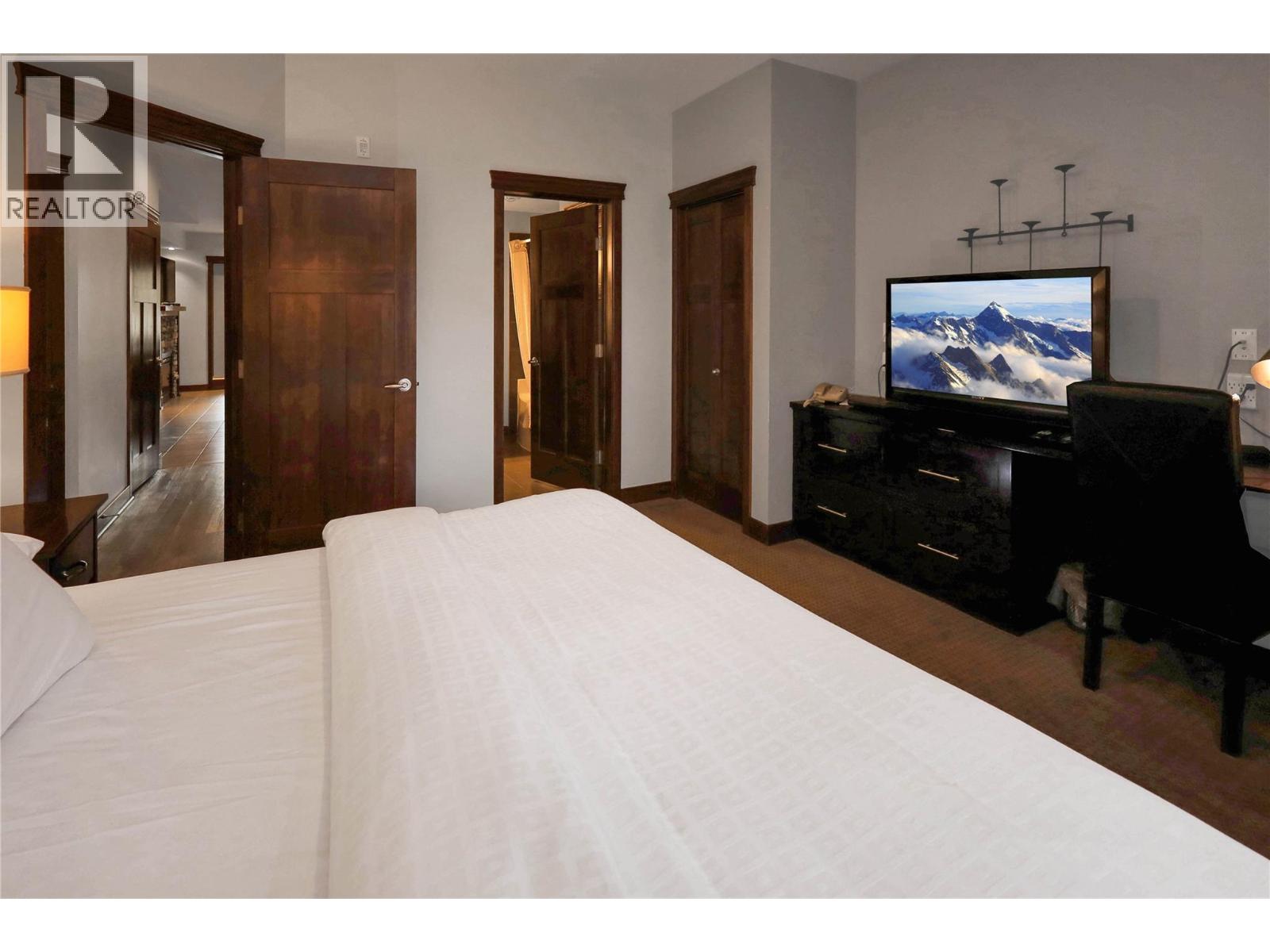 700 BIGHORN Boulevard Unit# 715 F, Radium Hot Springs