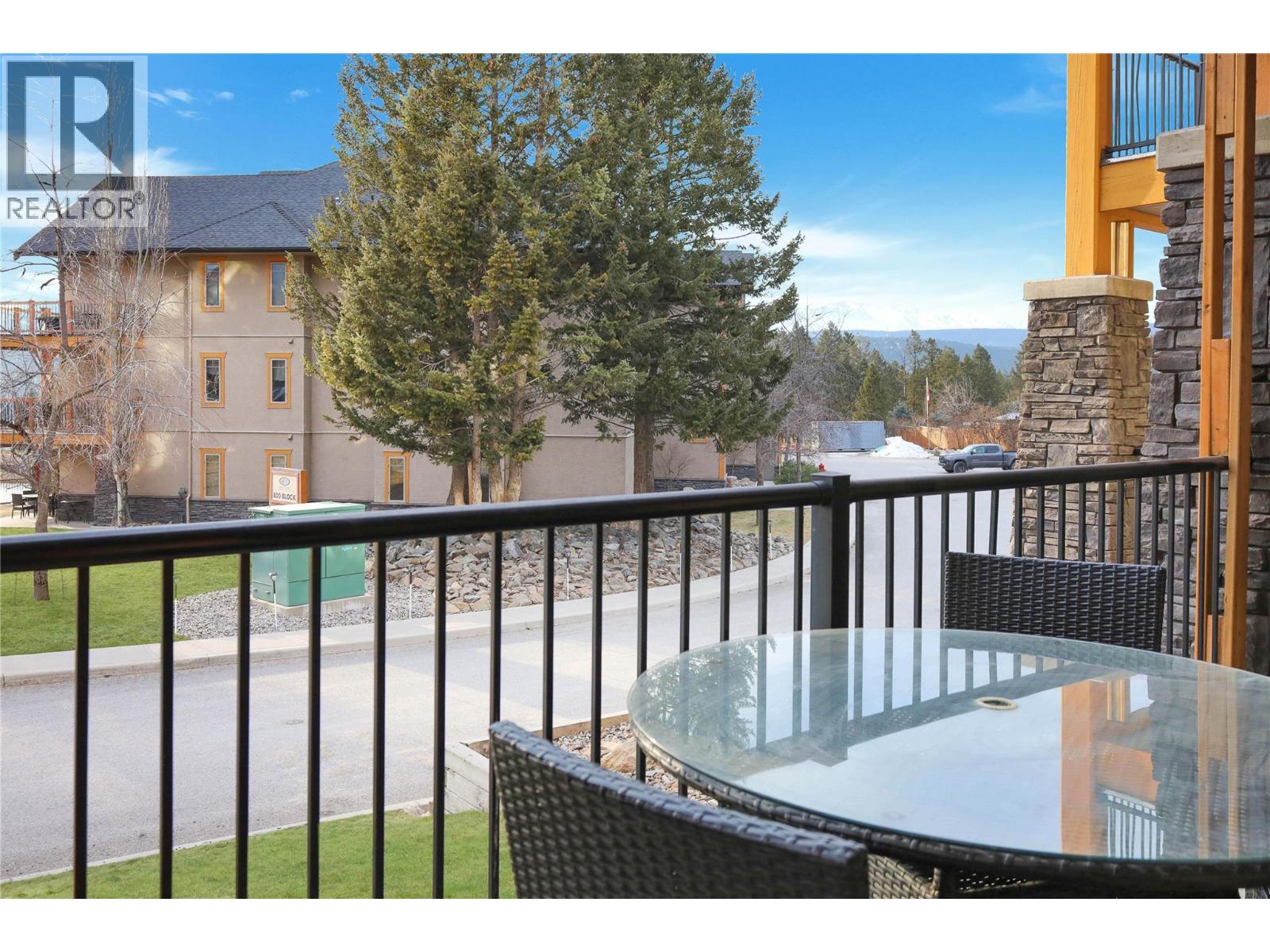 700 BIGHORN Boulevard Unit# 715 F, Radium Hot Springs