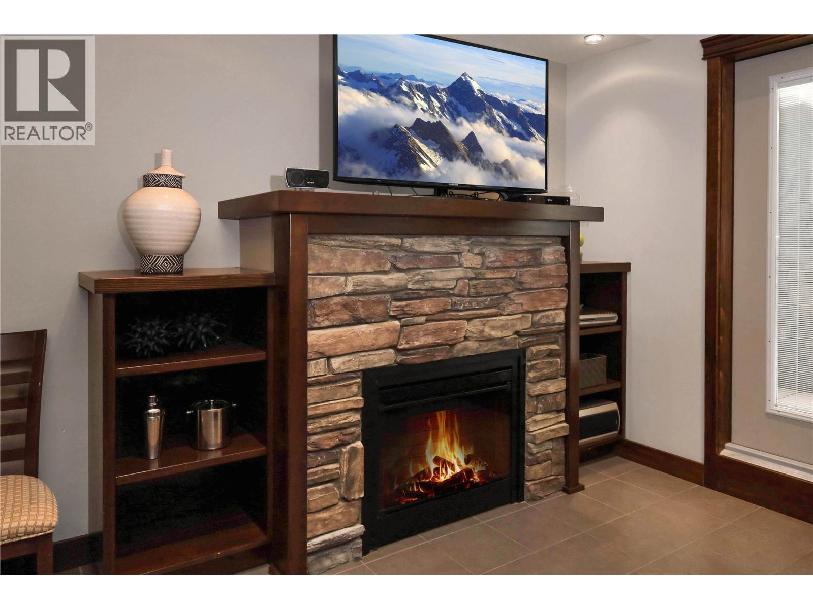 700 BIGHORN Boulevard Unit# 715 F, Radium Hot Springs