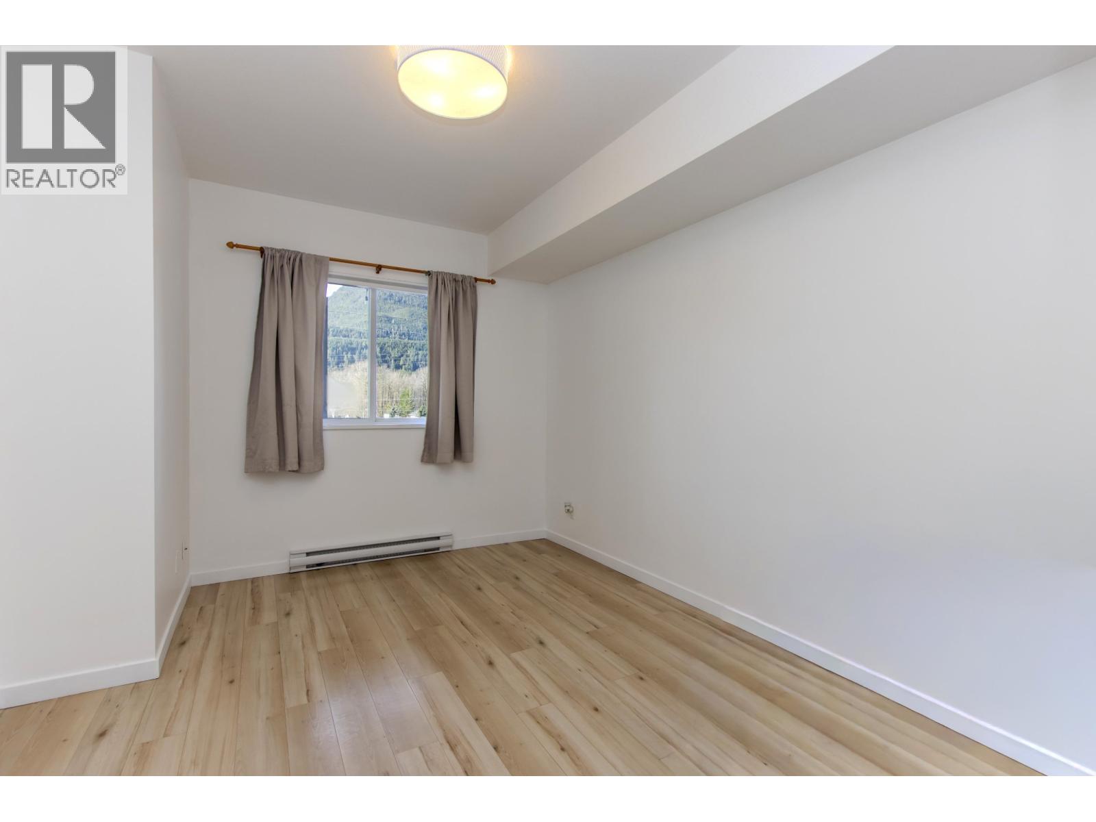 327 40437 TANTALUS ROAD, Squamish