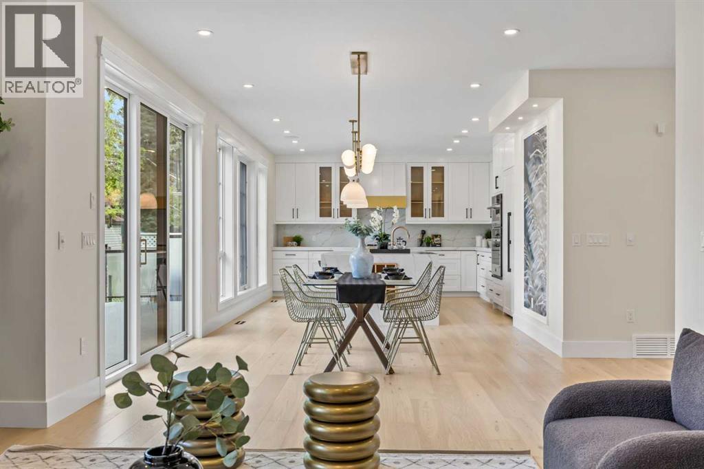 Single Family House for Sale in  Vardana Place NW Varsity Calgary 