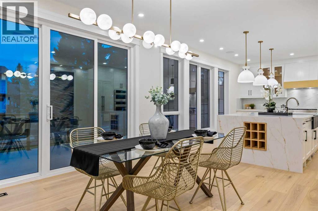 Single Family House for Sale in  Vardana Place NW Varsity Calgary 