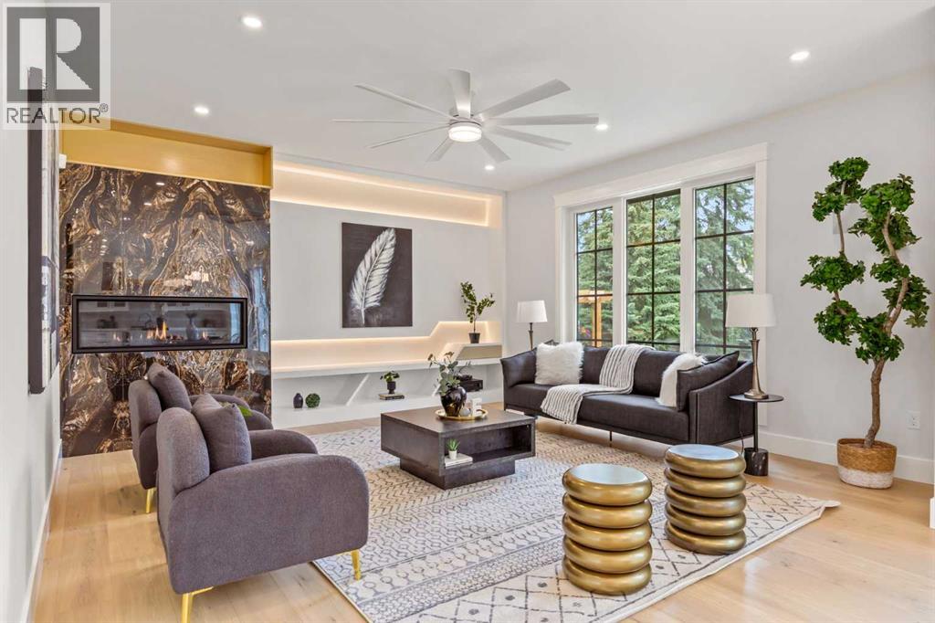 Single Family House for Sale in  Vardana Place NW Varsity Calgary 