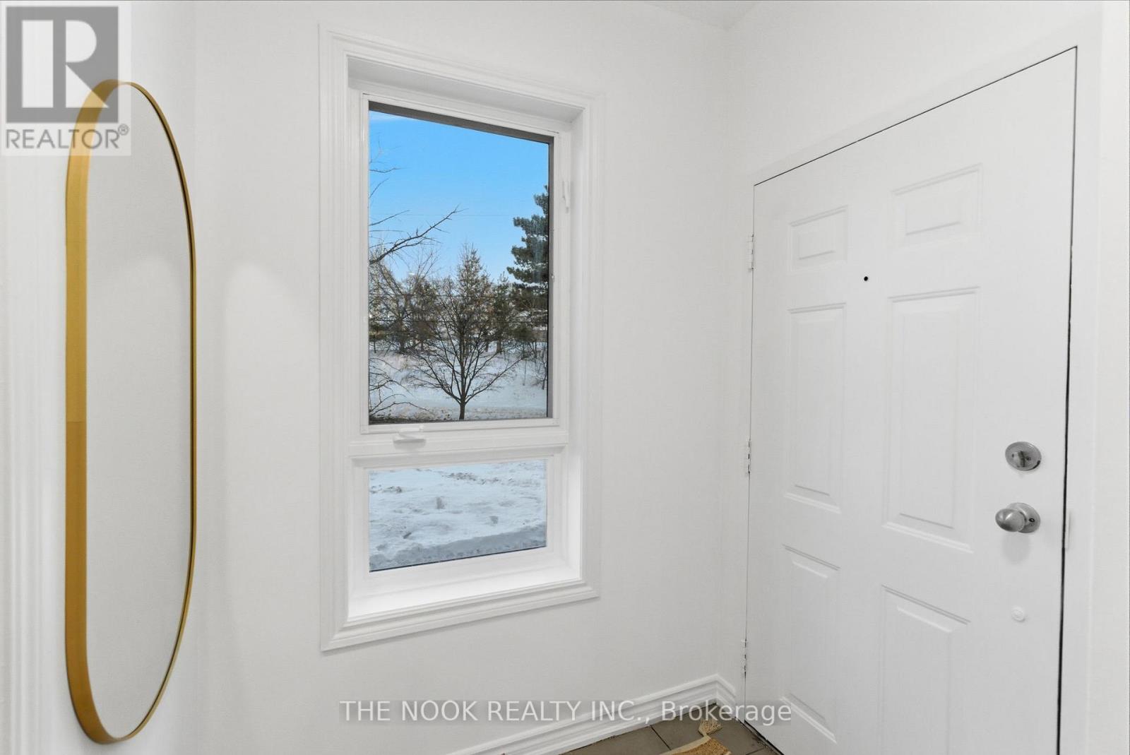 4 - 112 CALEDONIA PARK ROAD - Photo 3 of 39, Toronto (Corso Italia-Davenport), Ontario