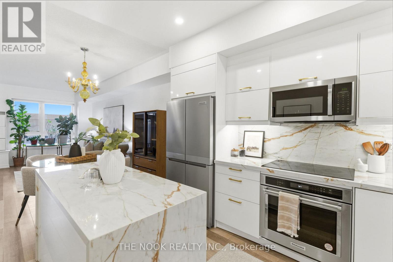 4 - 112 CALEDONIA PARK ROAD - Photo 5 of 39, Toronto (Corso Italia-Davenport), Ontario