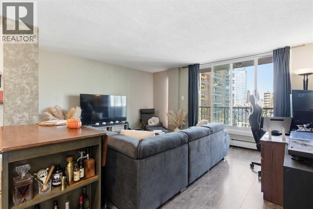 Single Family House for Sale in    Avenue SW Beltline Calgary 