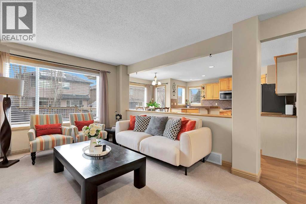 Single Family House for Sale in  Everstone Drive SW Evergreen Calgary 