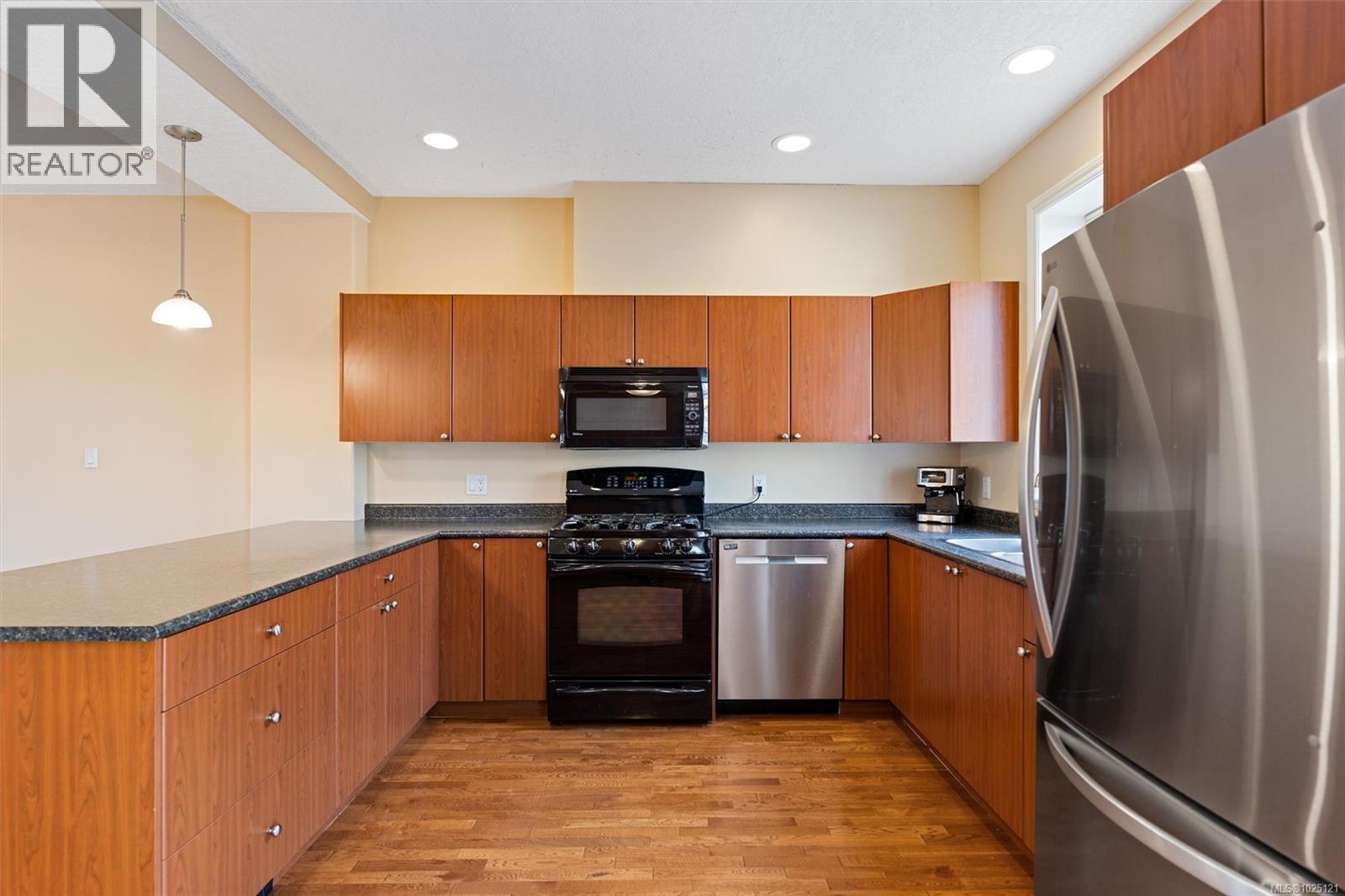  3273 Rutledge Street, Saanich