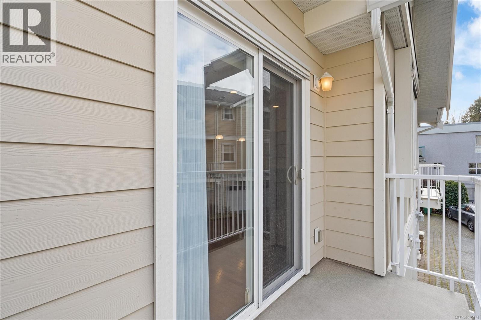  3273 Rutledge Street, Saanich