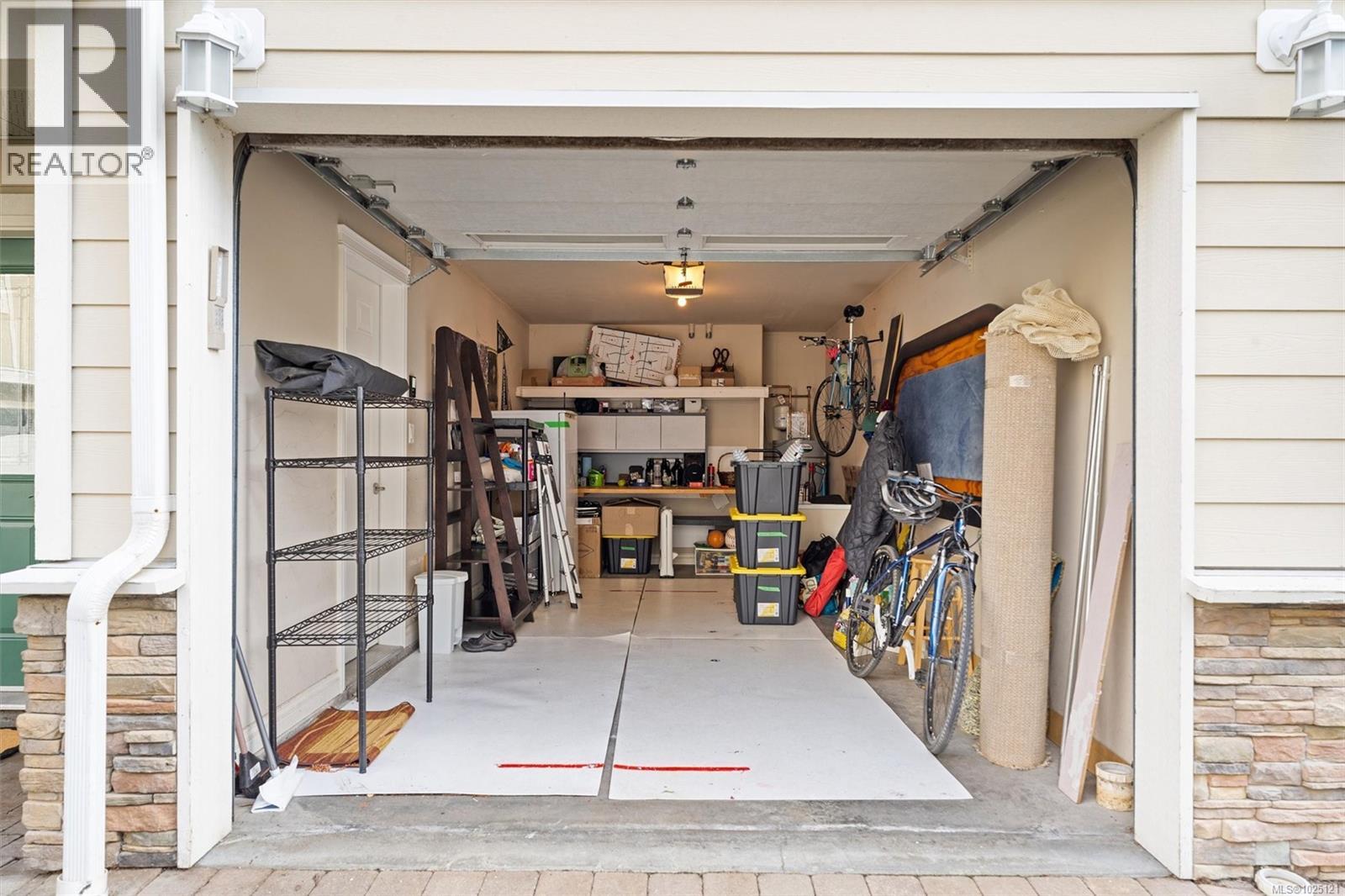  3273 Rutledge Street, Saanich