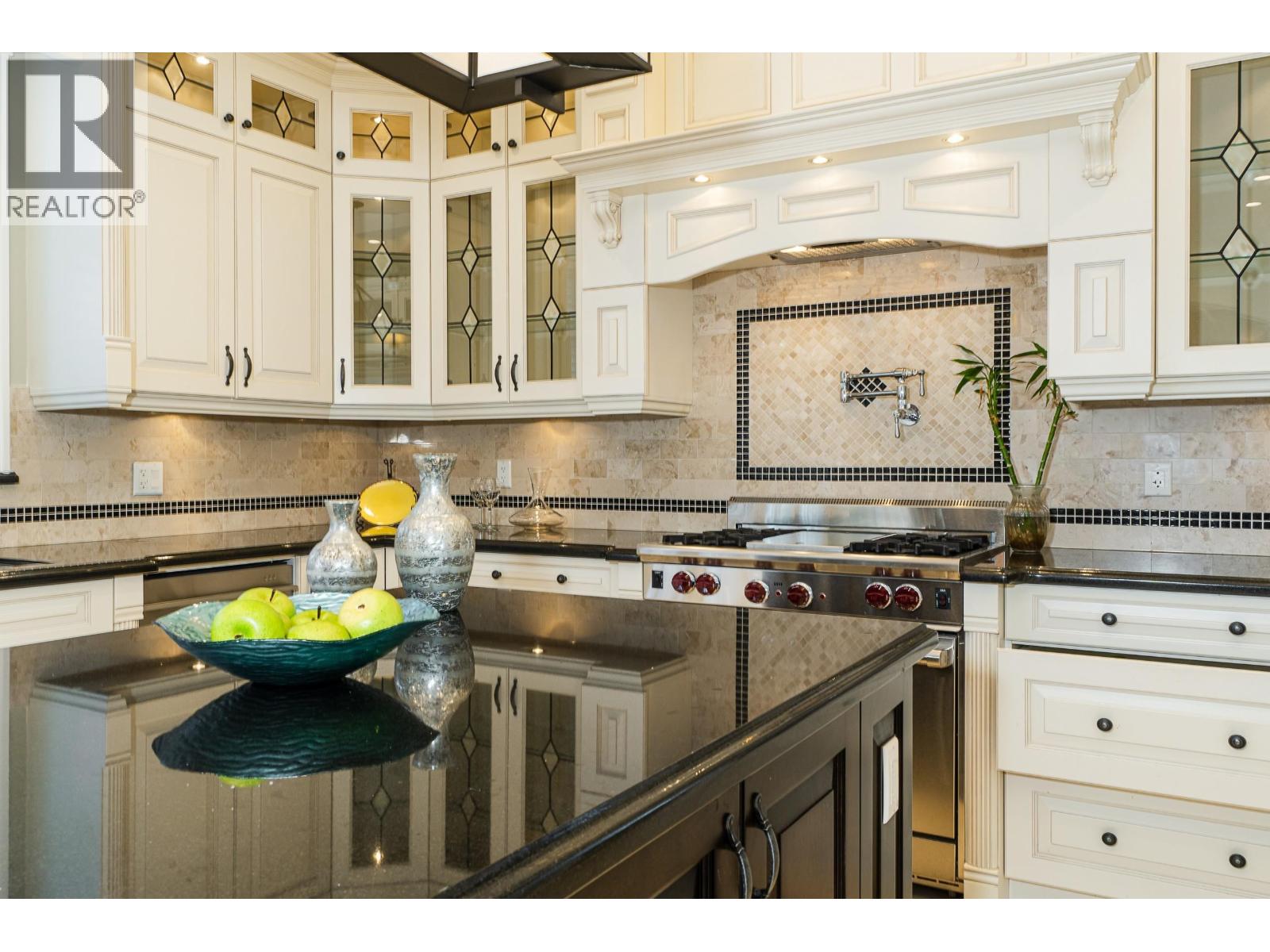 1657 W 58TH AVENUE, Vancouver