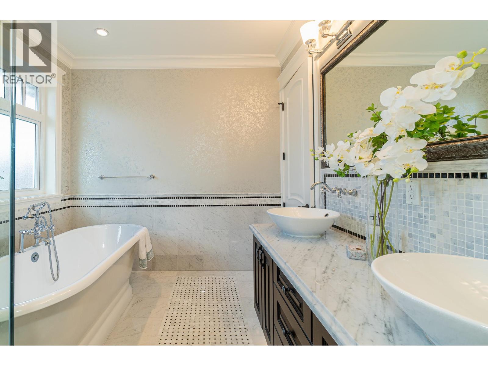 1657 W 58TH AVENUE, Vancouver