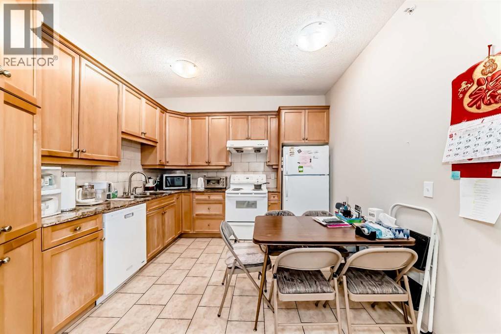 Single Family House for Sale in   Centre A Street NE Crescent Heights Calgary 