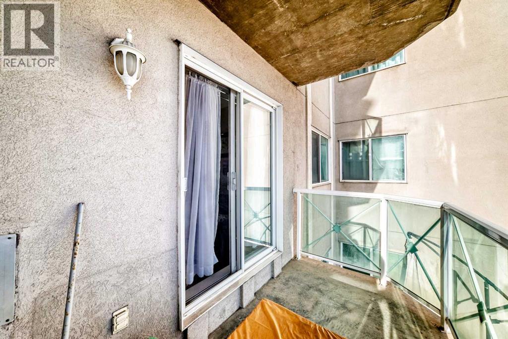 Single Family House for Sale in   Centre A Street NE Crescent Heights Calgary 