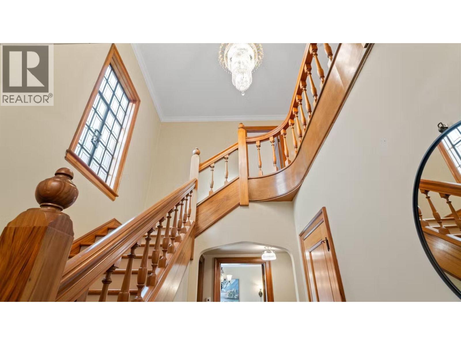 5550 CYPRESS Street - photo 2