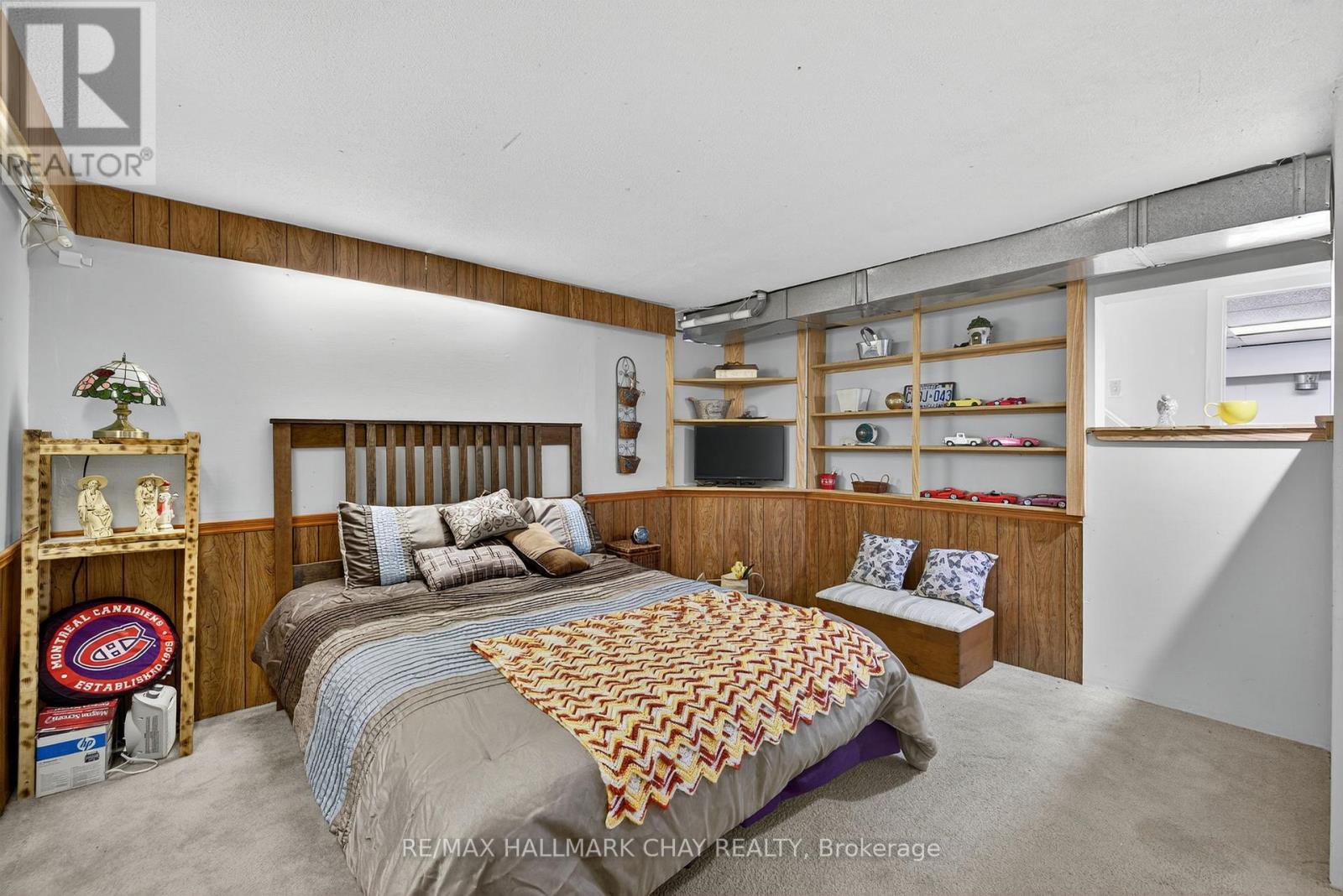 72 TECUMSETH PINES DRIVE - 32