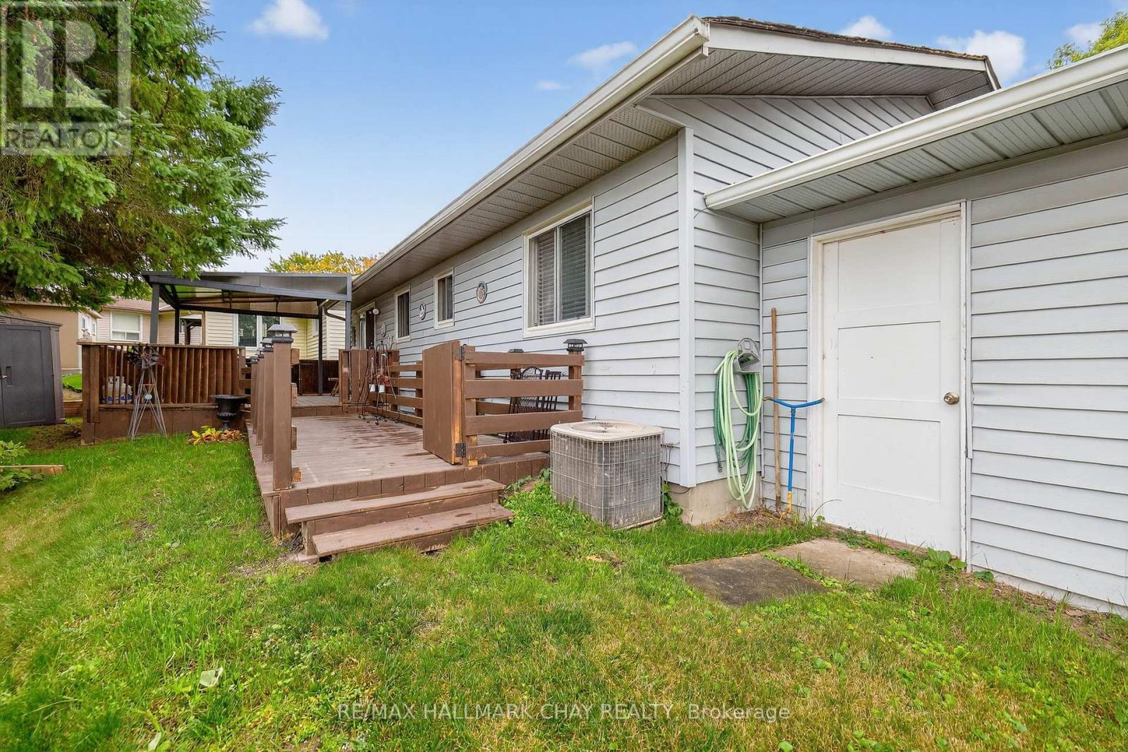 72 TECUMSETH PINES DRIVE - 42