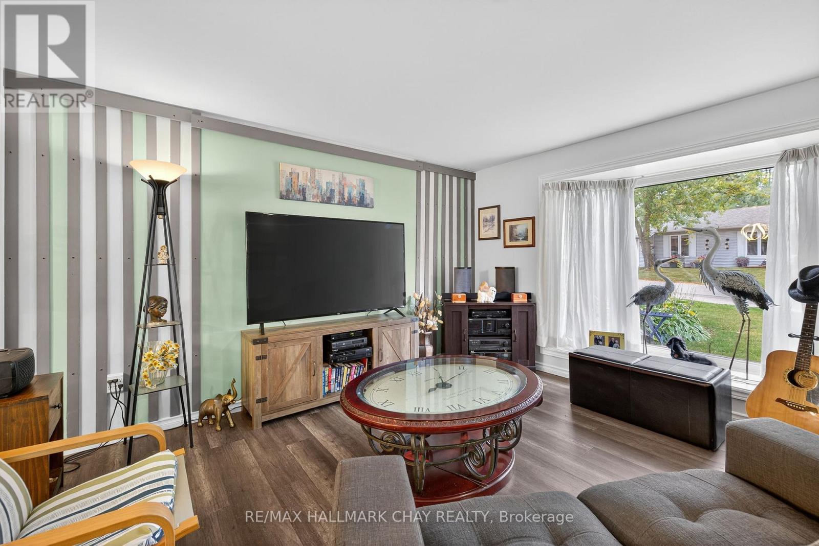 72 TECUMSETH PINES DRIVE - 9