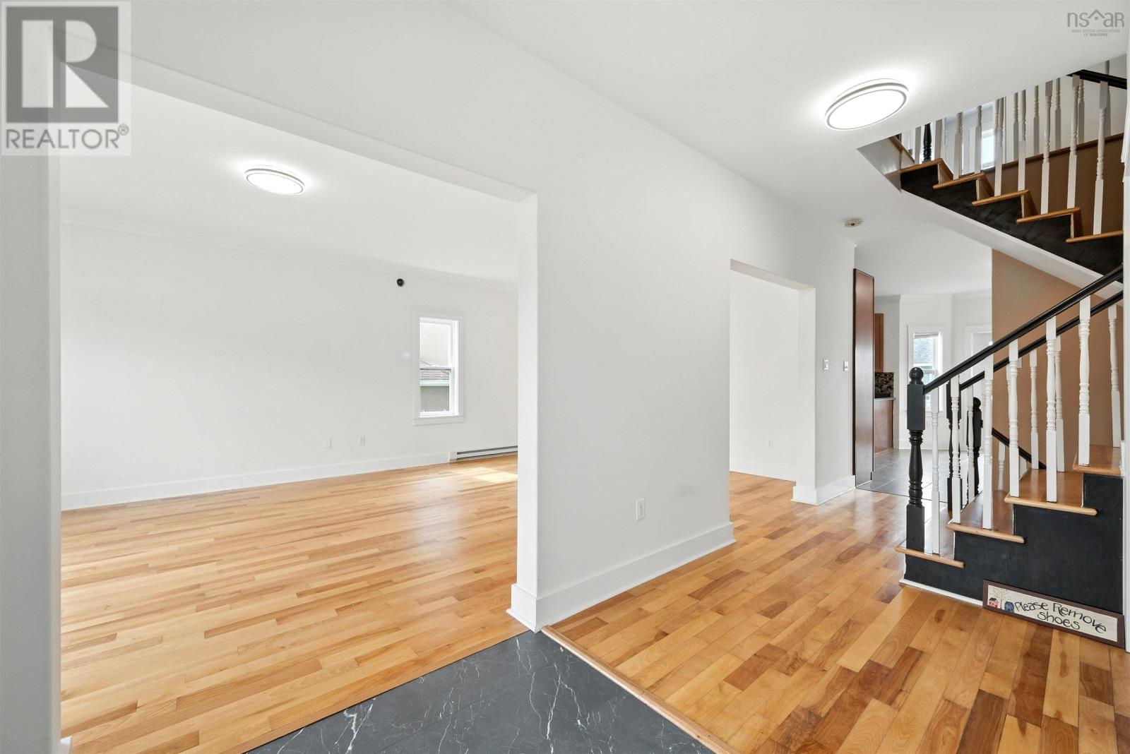 Property 3 of 45 of 78 Drillio Crescent