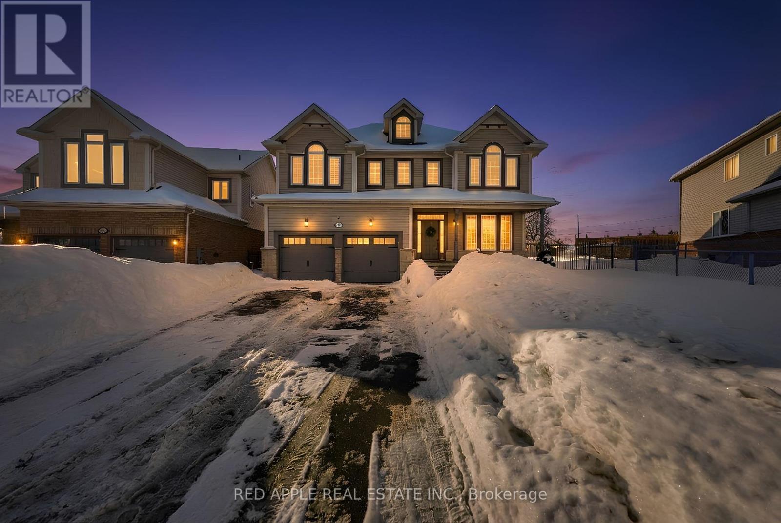 8 STRATHMORE PLACE - Main photo, Barrie (Innis-Shore), Ontario