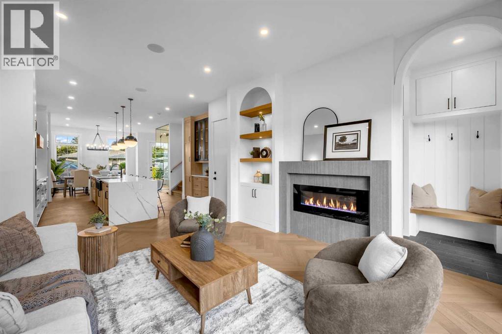 Single Family House for Sale in   Avenue NW Banff Trail Calgary 