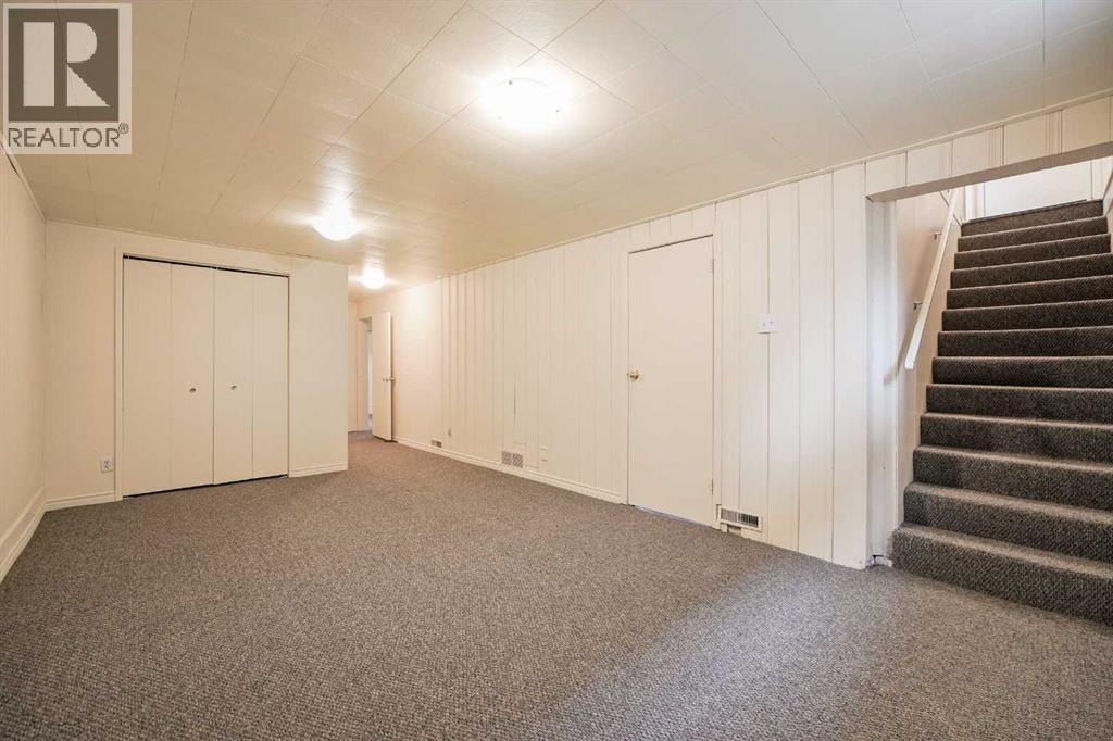 Single Family House Bungalow for Sale in  Russet Road NE Renfrew Calgary 