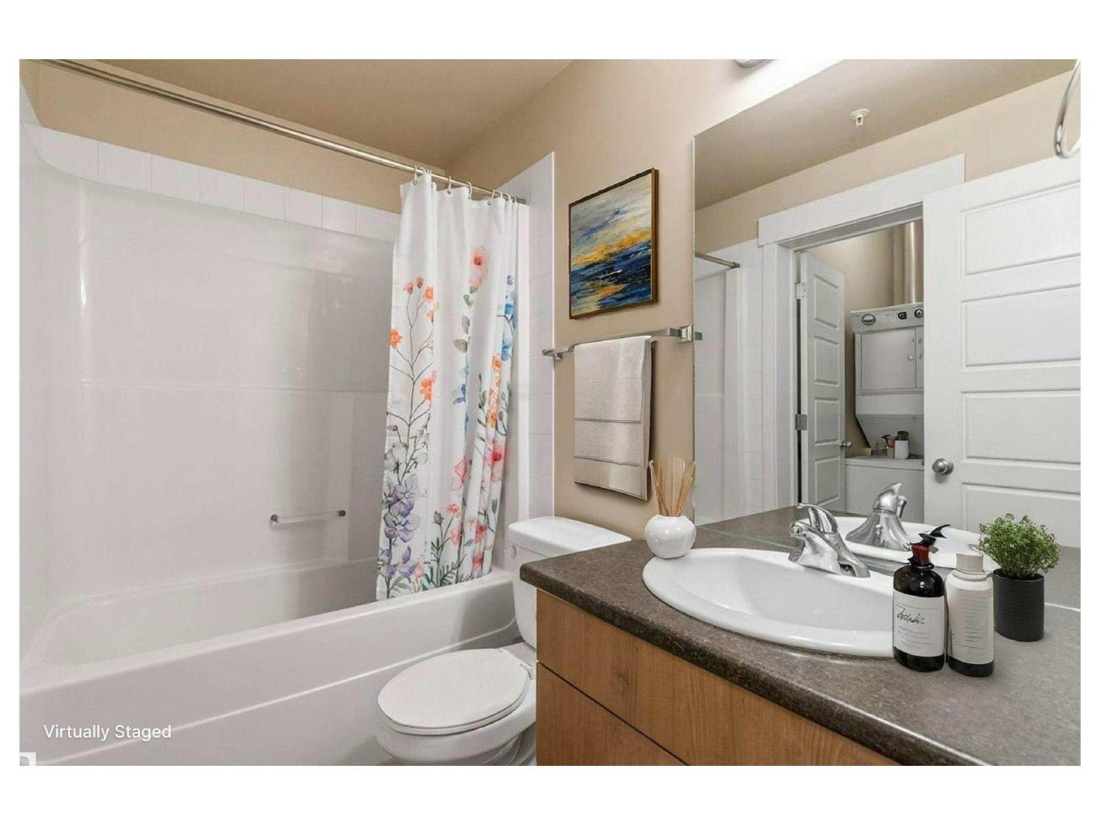 #114 10518 113 ST NW, Edmonton