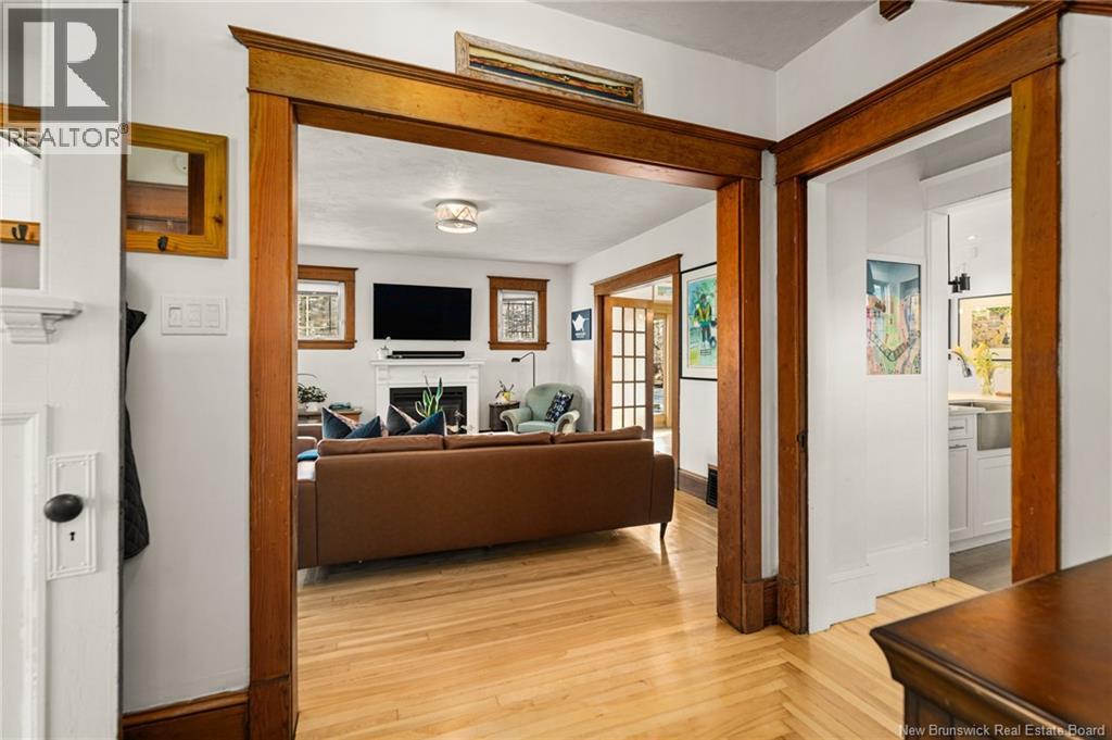 80 MARTIN ROAD - 11