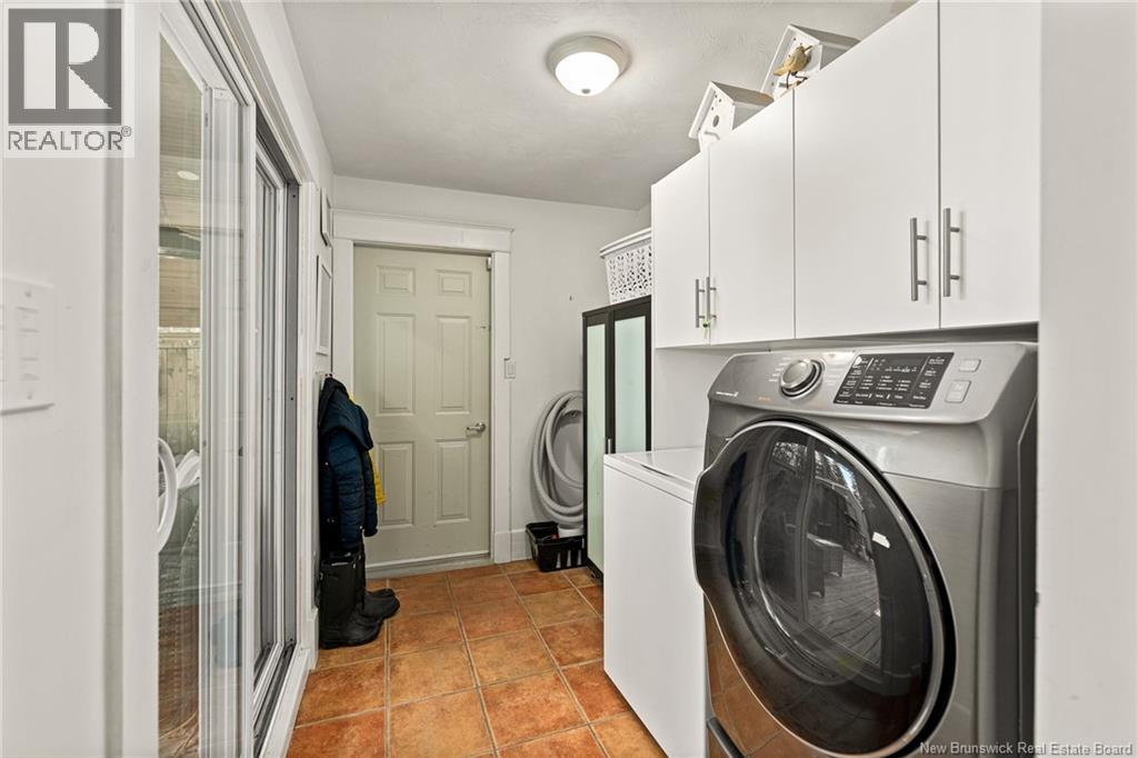 80 MARTIN ROAD - 27